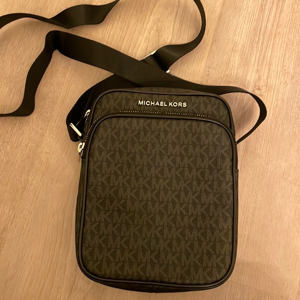 Michael Kors Crossbody